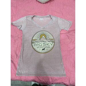 Pink V-neck, big sky, Montana T-shirt size s